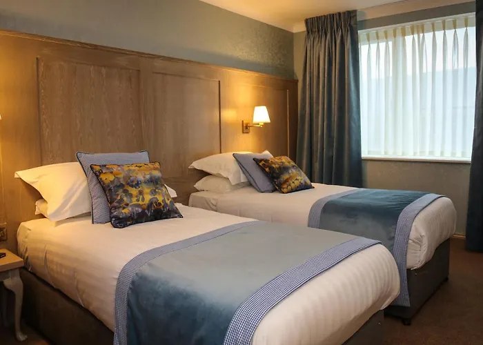 Avalon House Hotel 4*